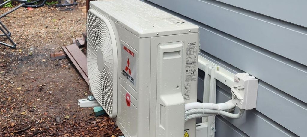 An outdoor unit of an AC